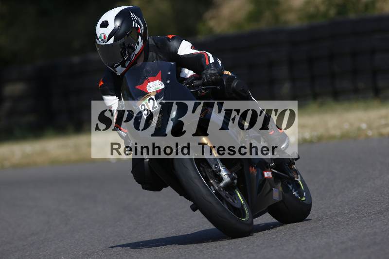 /Archiv-2023/28 05.06.2023 Moto Club Anneau du Rhin/vert-medium/32